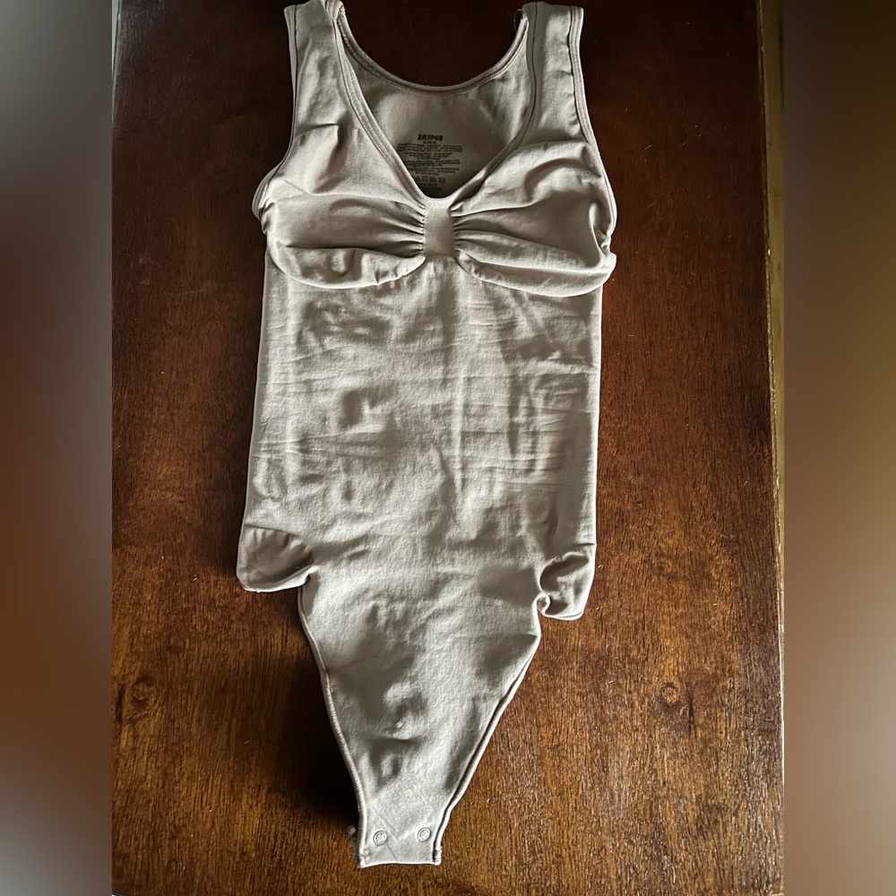 SKIMS seamless scoop neck thong bodysuit